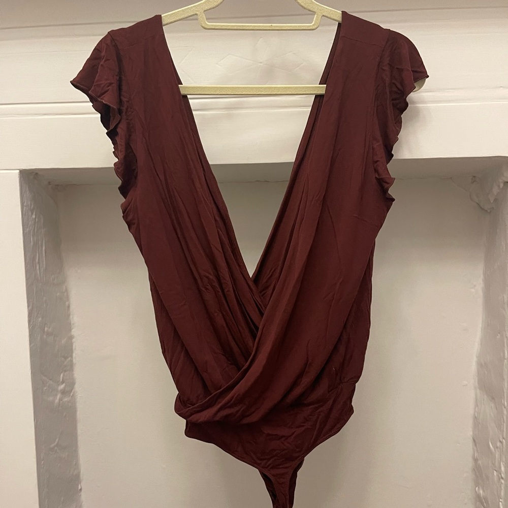Wilfred Low Cut Bodysuit, Maroon, Small